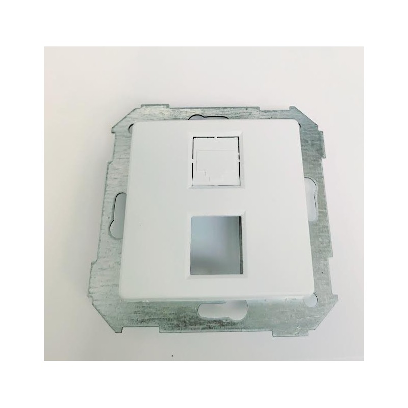 ADAPTADOR RJ-45 CAT-5 DE AMP SIMON 82585-30 BLANCO