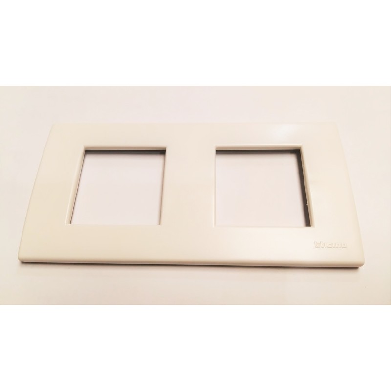 PLACA BTICINO LIGHT 2+2 MODULOS blanco