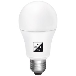 Bombilla LED A60 con sensor CREPUSCULAR día/noche. E27. 230VAC.9W,6000ºK